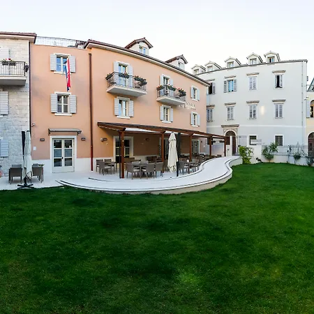 Marul 4* Split