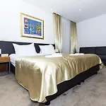 Hotel Marul 4*