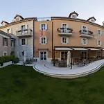 Hotel Marul 4*