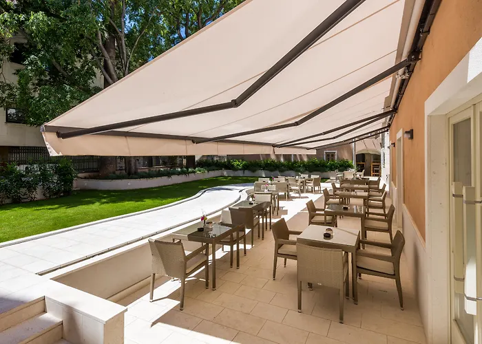 玛儒林酒店 酒店