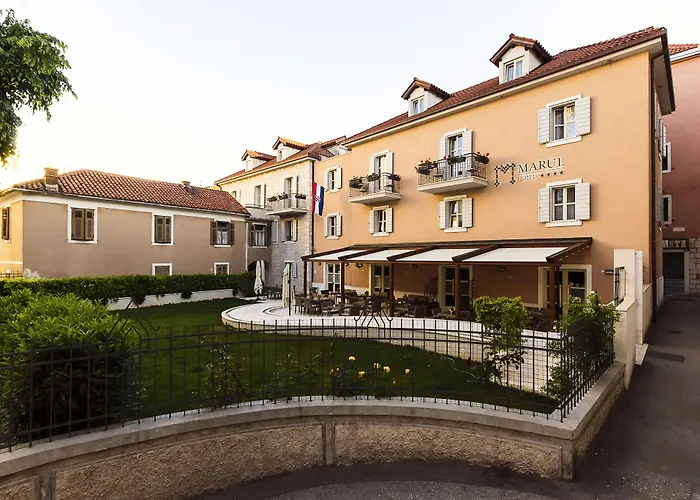 玛儒林酒店 酒店