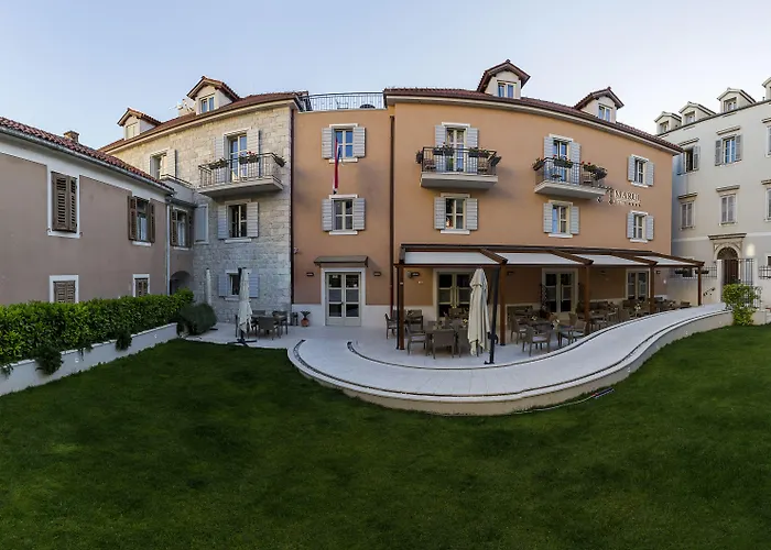 酒店 玛儒林酒店 4*