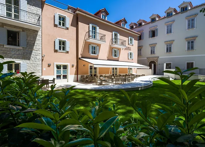 玛儒林酒店 酒店